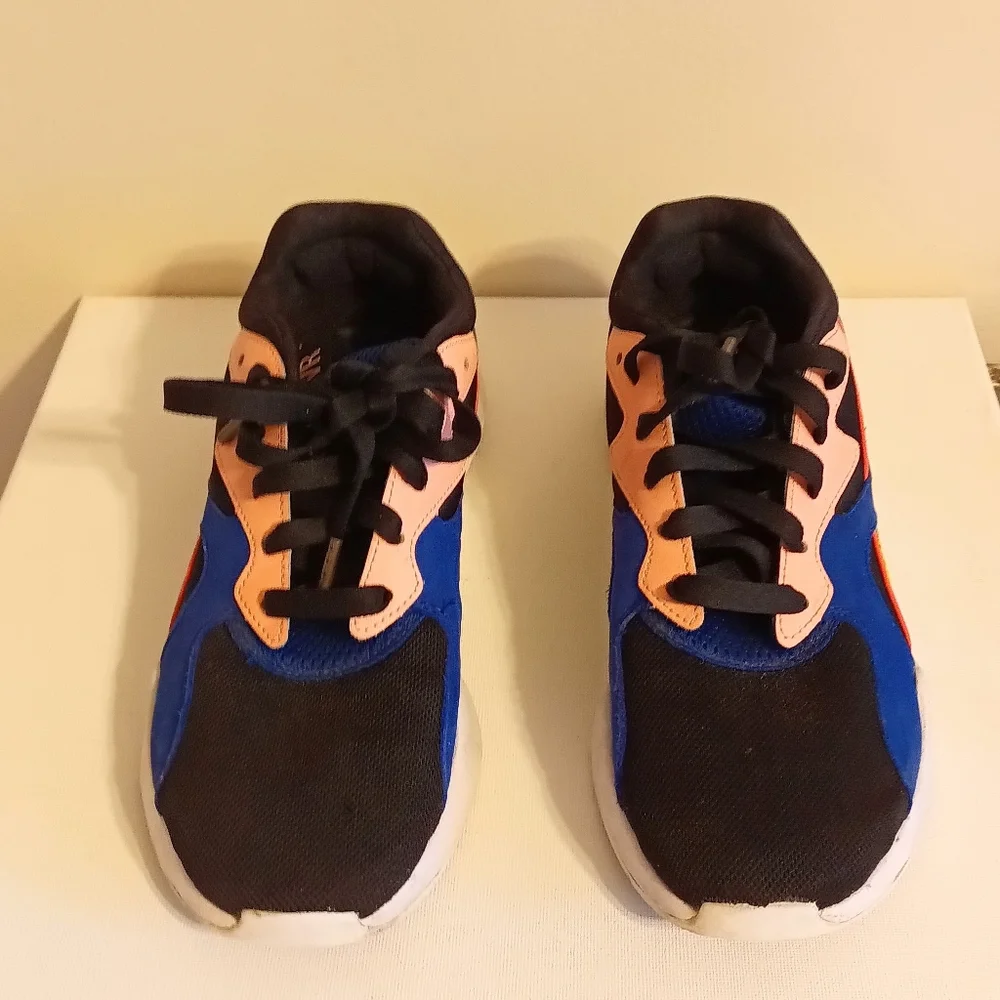 Puma Nova size 10 Black and pink Girl power